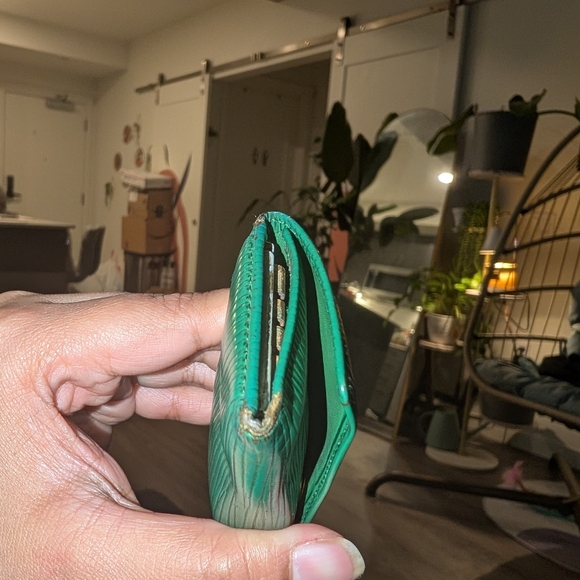 LV Green EPI key holder - Picture 5 of 6